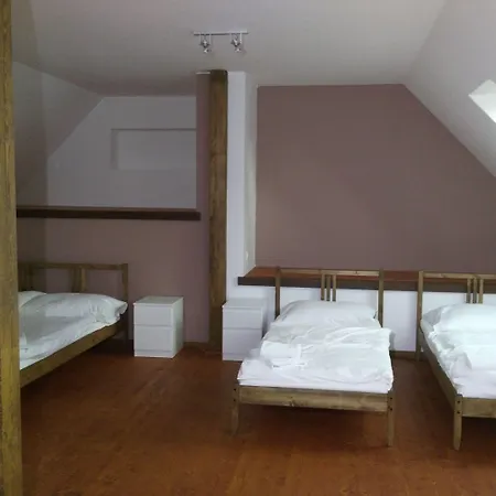 U Zeleneho Stromu 3*