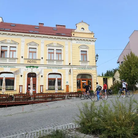 Szálloda U Zeleneho Stromu
