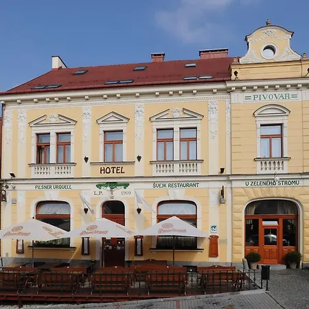 U Zeleneho Stromu 3*