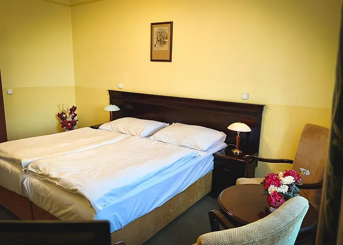 U Zeleneho Stromu 3*