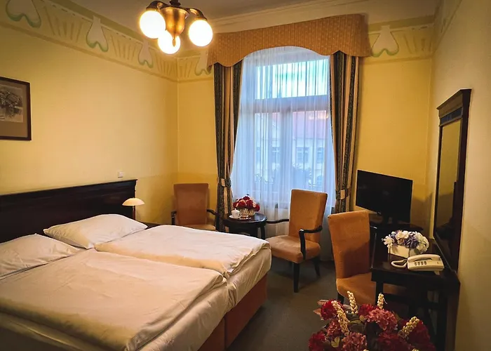 U Zeleneho Stromu 3*